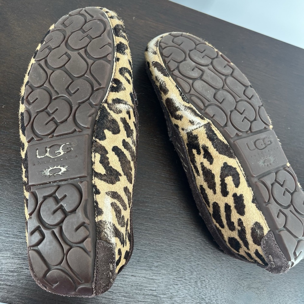 UGG Ansley Exotic Leopard Print Calf Hair Moccasin Slippers Size 7 Cheetah Wool - Picture 10 of 11